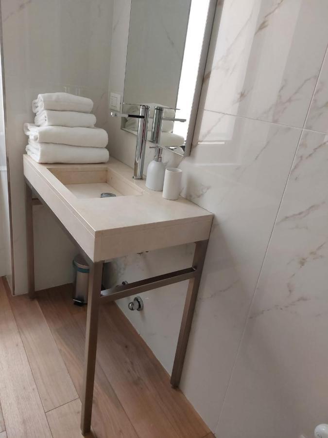 Nj Hotels & Apartments San Pietro All'Orto 6 ميلان المظهر الخارجي الصورة