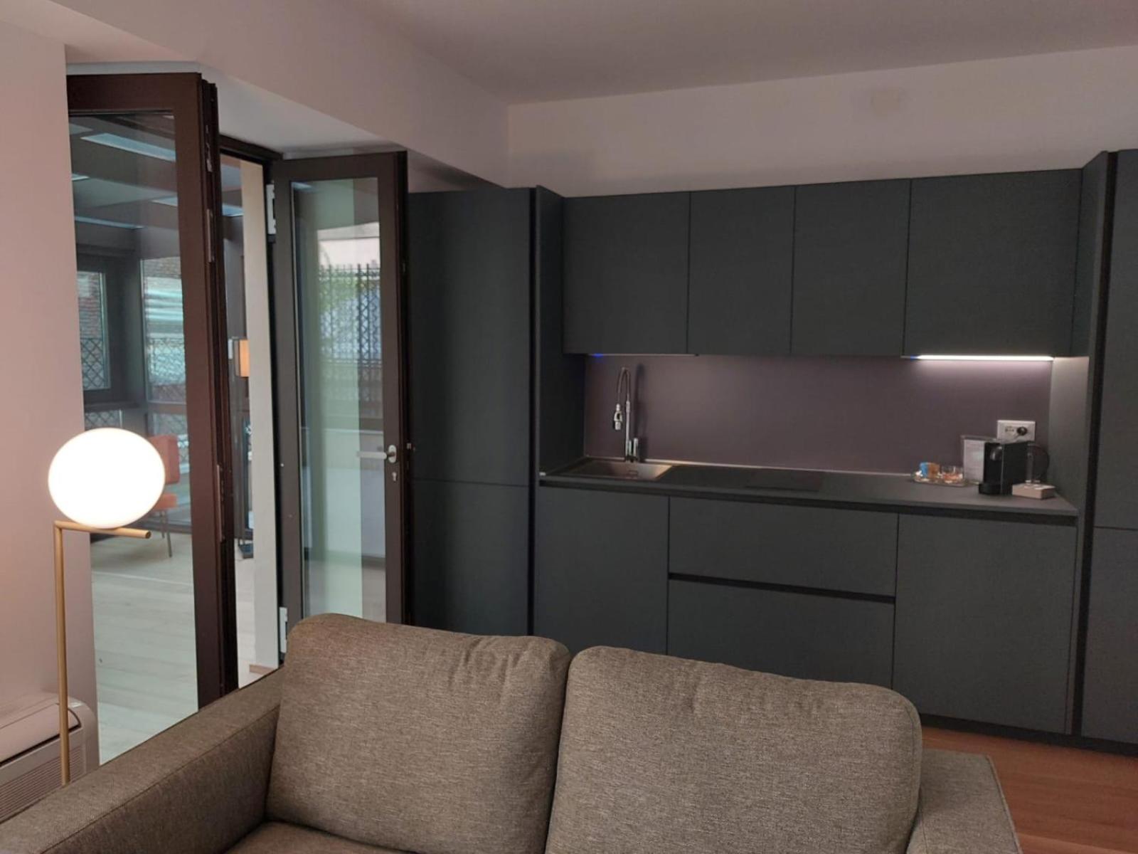 Nj Hotels & Apartments San Pietro All'Orto 6 ميلان المظهر الخارجي الصورة