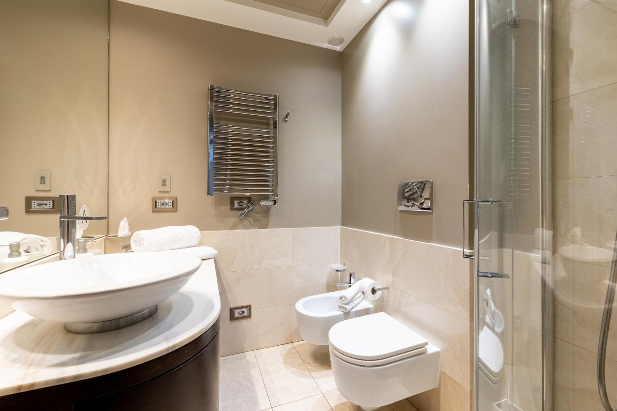 Nj Hotels & Apartments San Pietro All'Orto 6 ميلان المظهر الخارجي الصورة