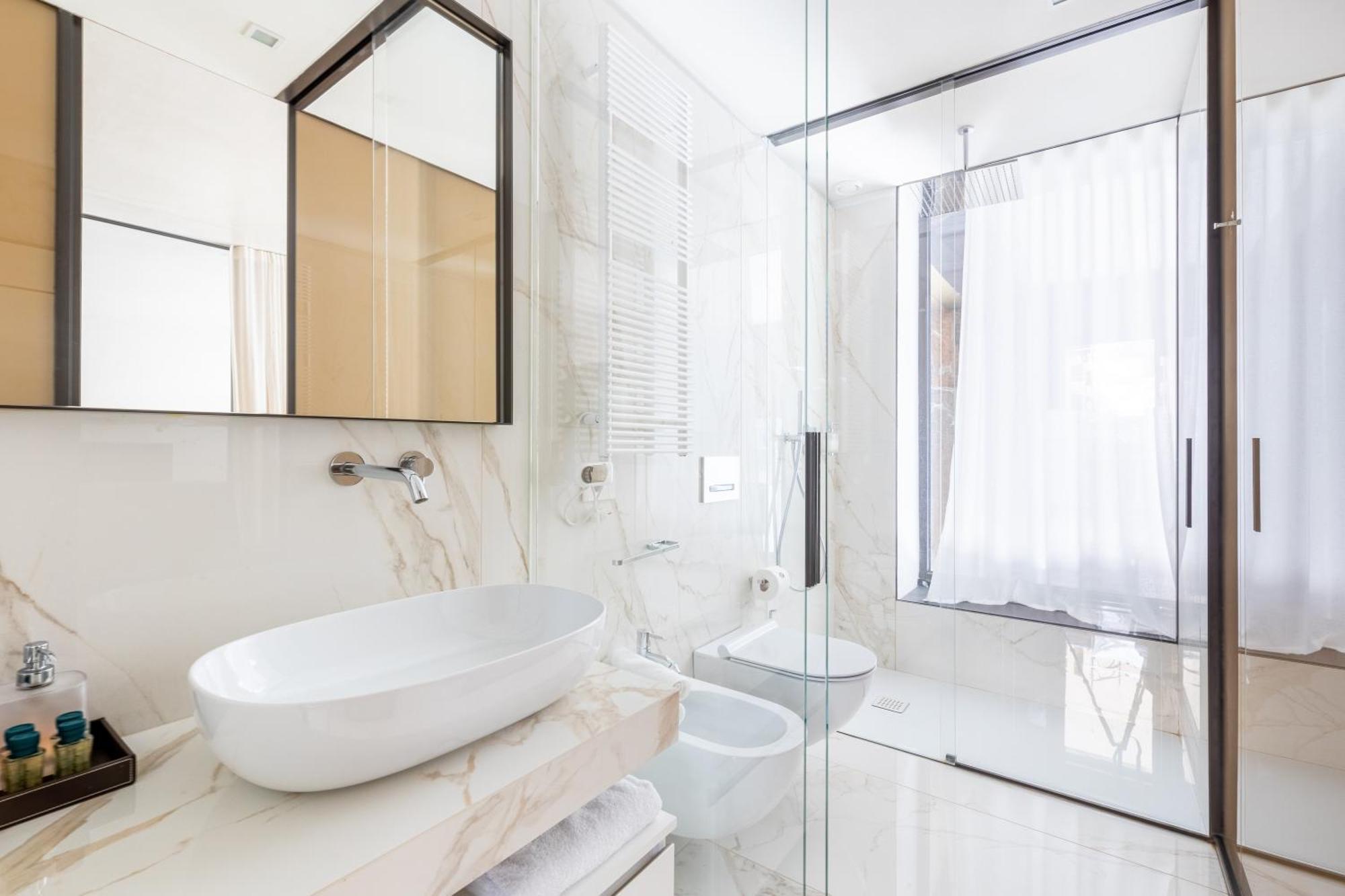 Nj Hotels & Apartments San Pietro All'Orto 6 ميلان المظهر الخارجي الصورة