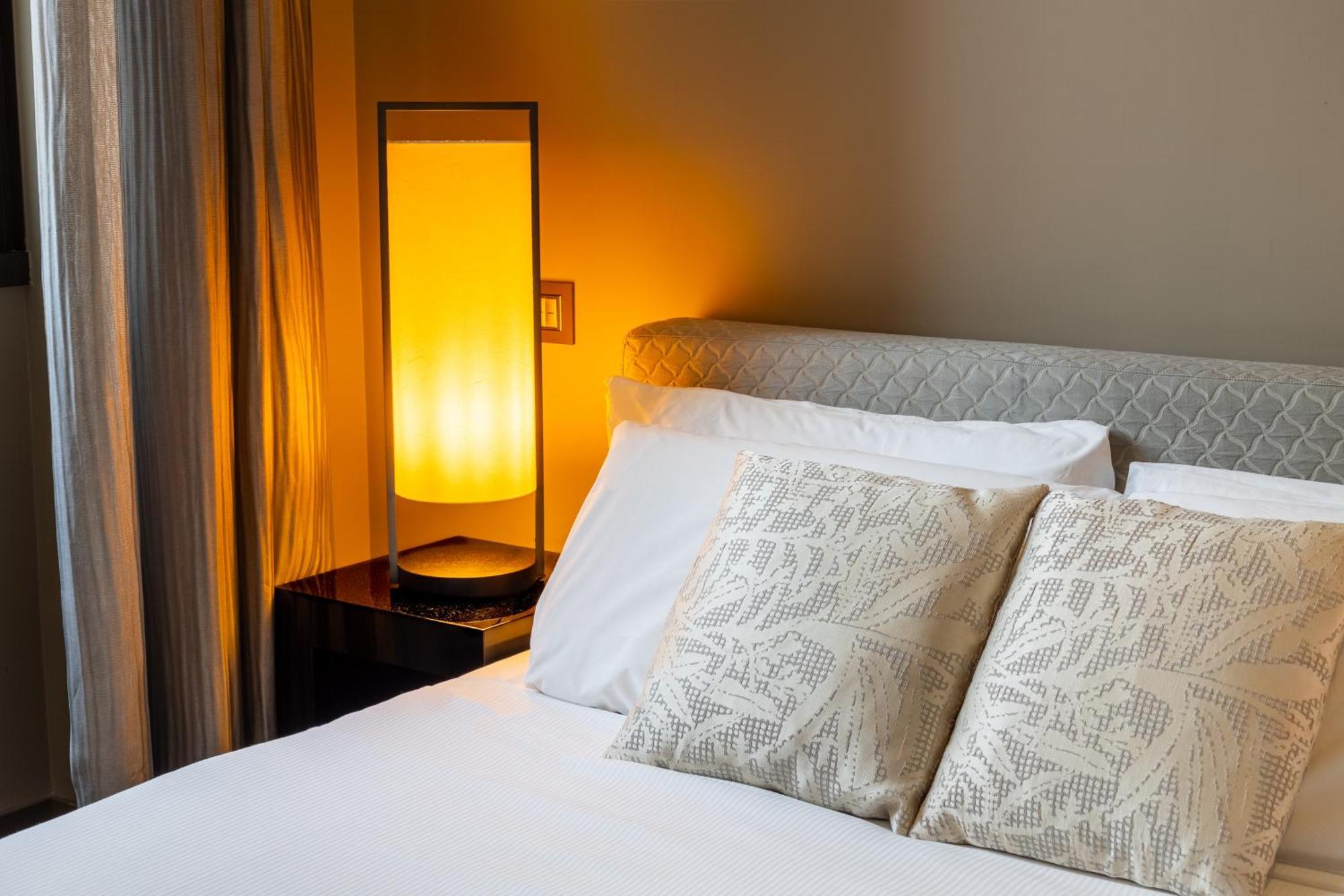 Nj Hotels & Apartments San Pietro All'Orto 6 ميلان المظهر الخارجي الصورة